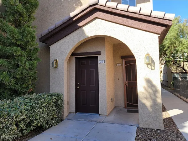 $1,450 | 7660 West Eldorado Lane, Unit 211, Las Vegas, NV 89113