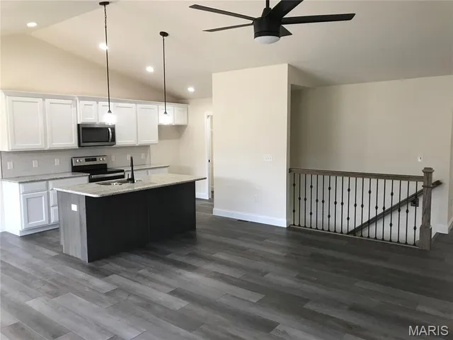 $341,900 | 1648 Flagstaff Drive, Festus, MO 63028