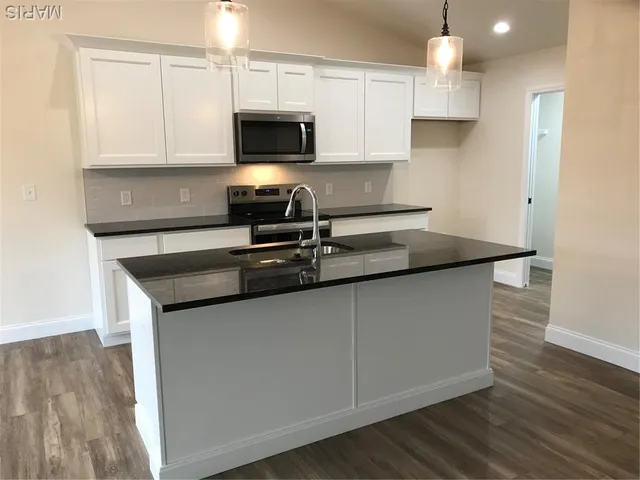 $341,900 | 1648 Flagstaff Drive, Festus, MO 63028