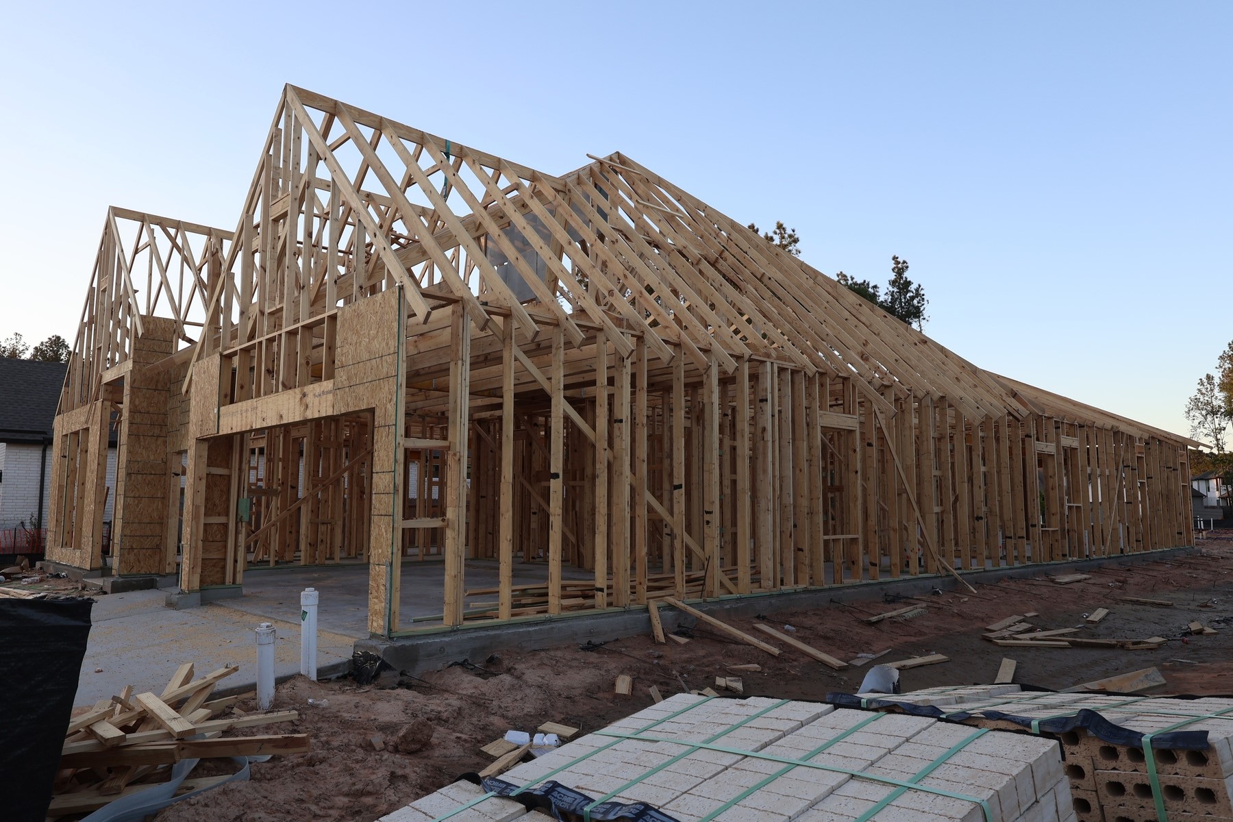 15829 Moran Meadow Street Conroe, TX 77302 - Photo 35 of 39 Let us show you how our advanced framing techniques have stood the test of time and allow more insulation for a quieter and more energy efficient home.