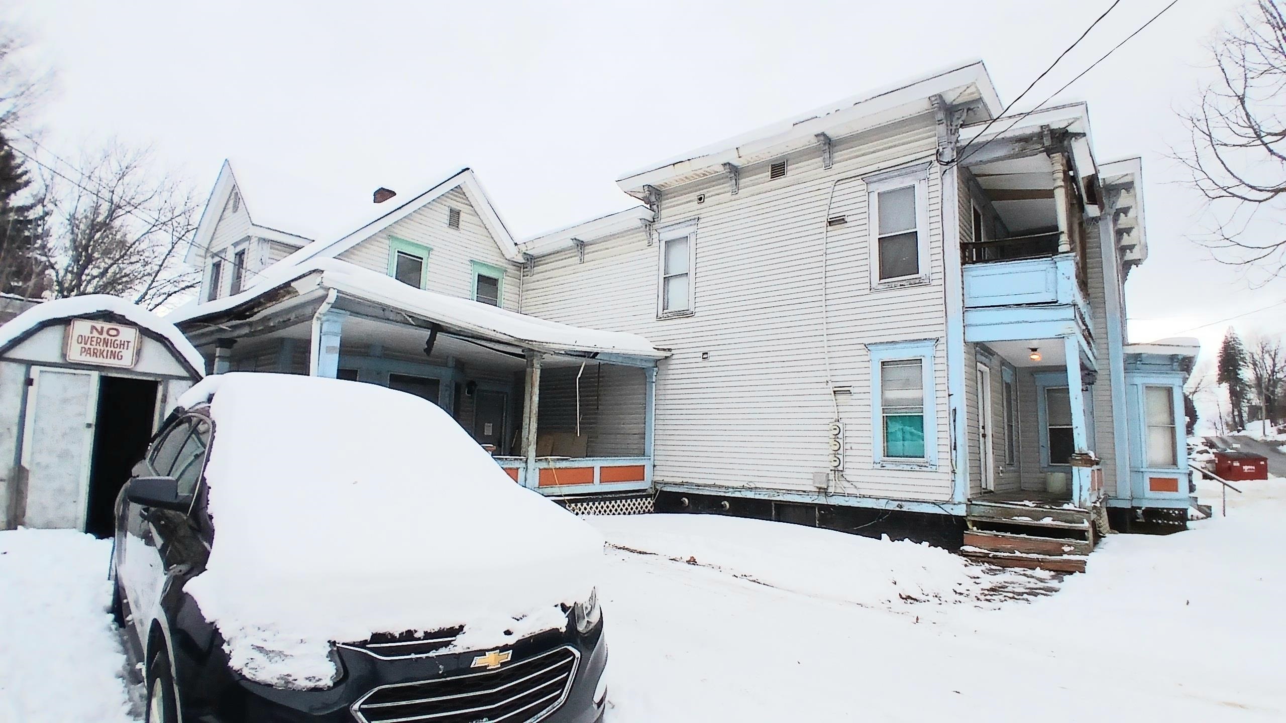 12 Pleasant Street Barre, VT 05641 - Photo 2 of 33