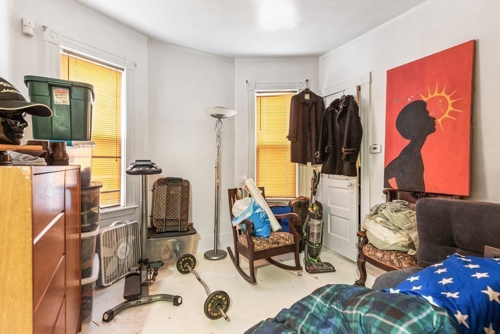 22 Rowell Street Boston, MA 02125 - Photo 23 of 34