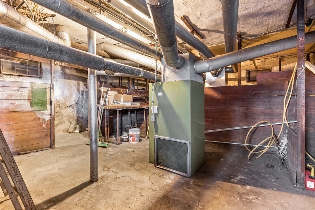 22 Rowell Street Boston, MA 02125 - Photo 27 of 34