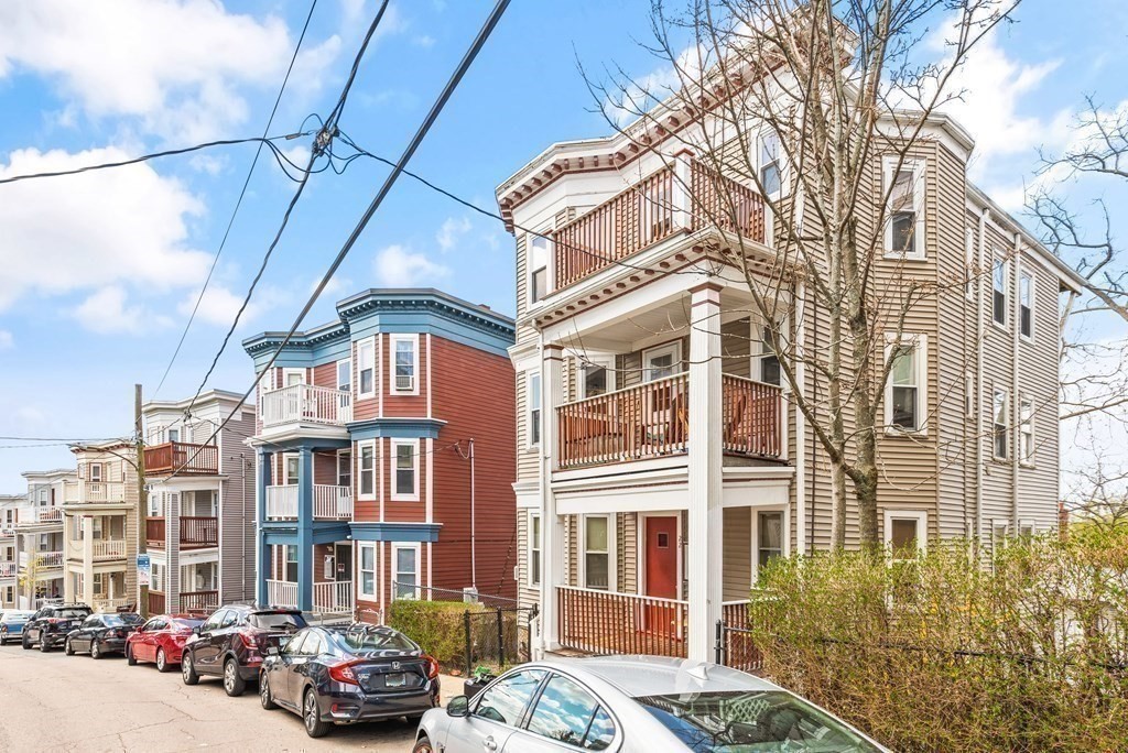 22 Rowell Street Boston, MA 02125 - Photo 32 of 34