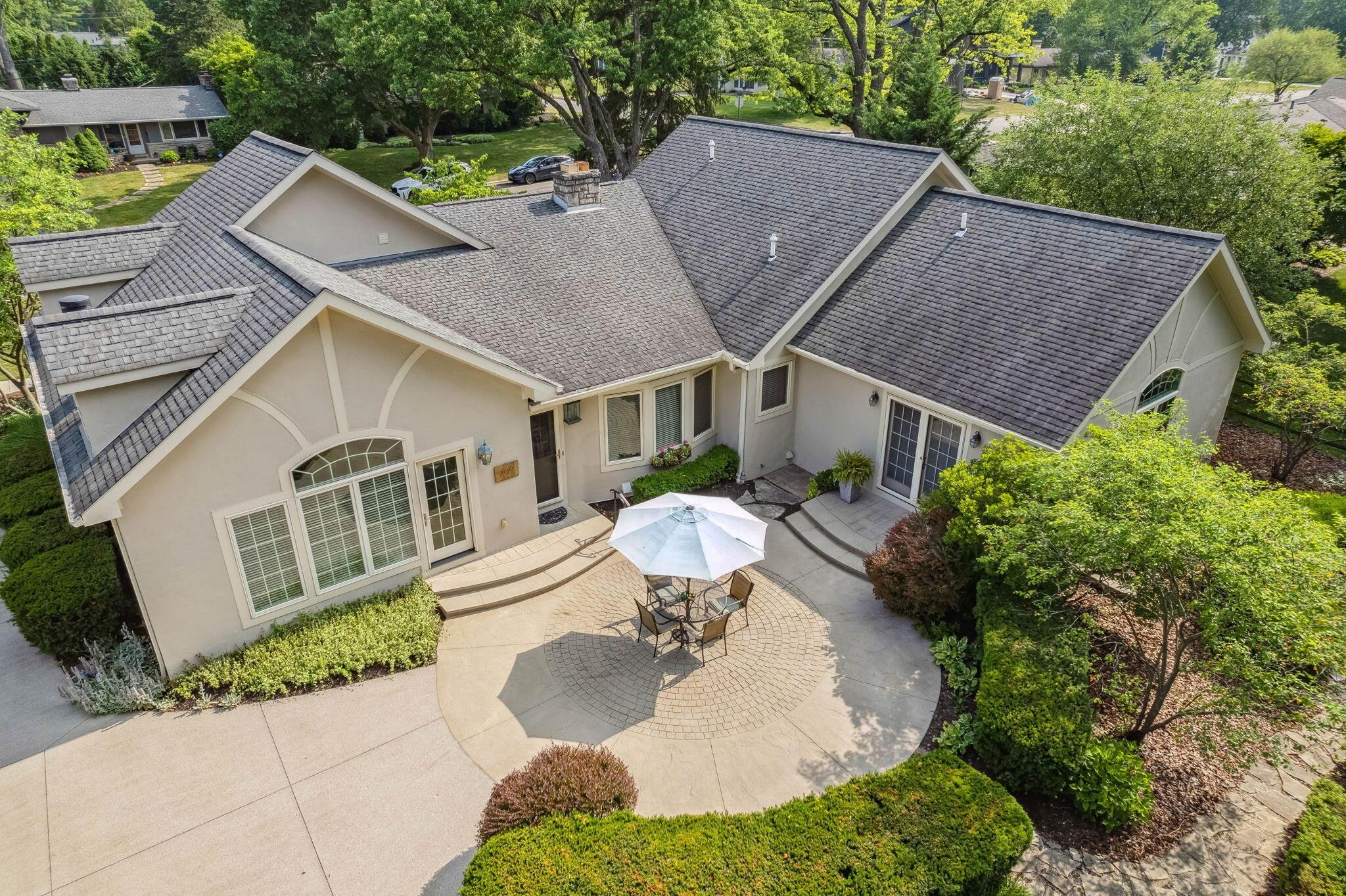 2481 Farleigh Road Columbus, OH 43221 - Photo 81 of 84 Back - Drone