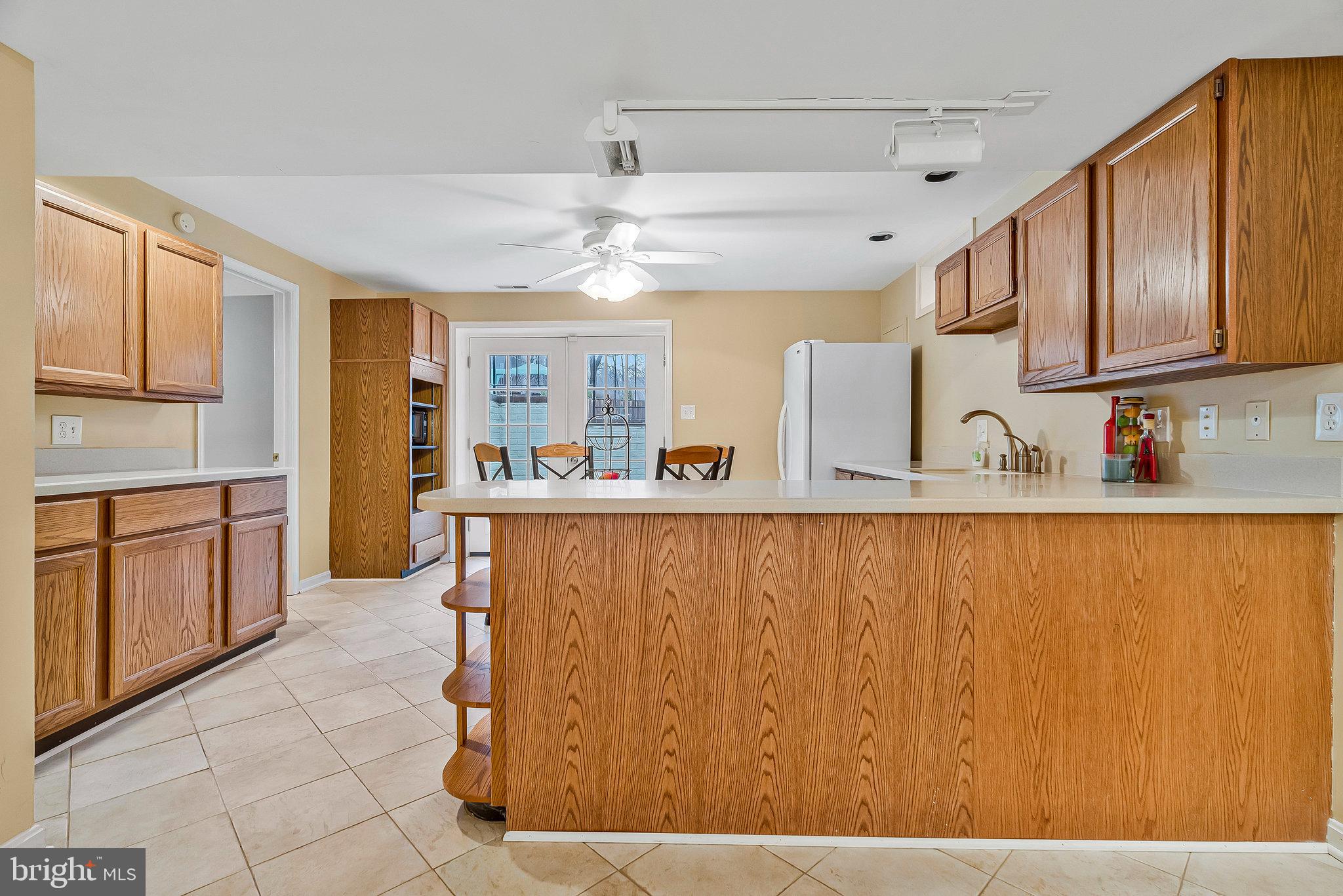 1545 Kingstream Circle Herndon, VA 20170 - Photo 45 of 71 Second refrigerator and microwave in lower level