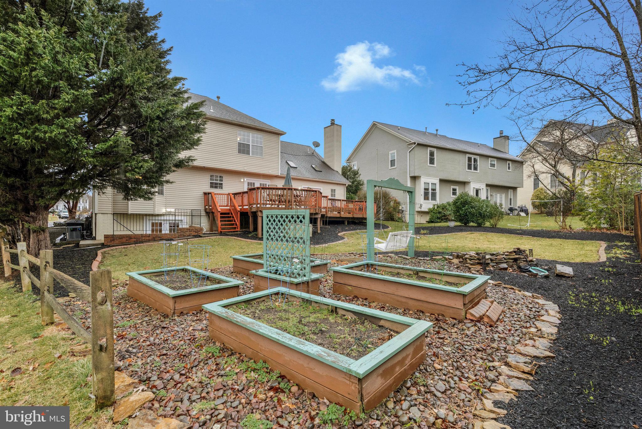 1545 Kingstream Circle Herndon, VA 20170 - Photo 60 of 71 Ready for your garden!