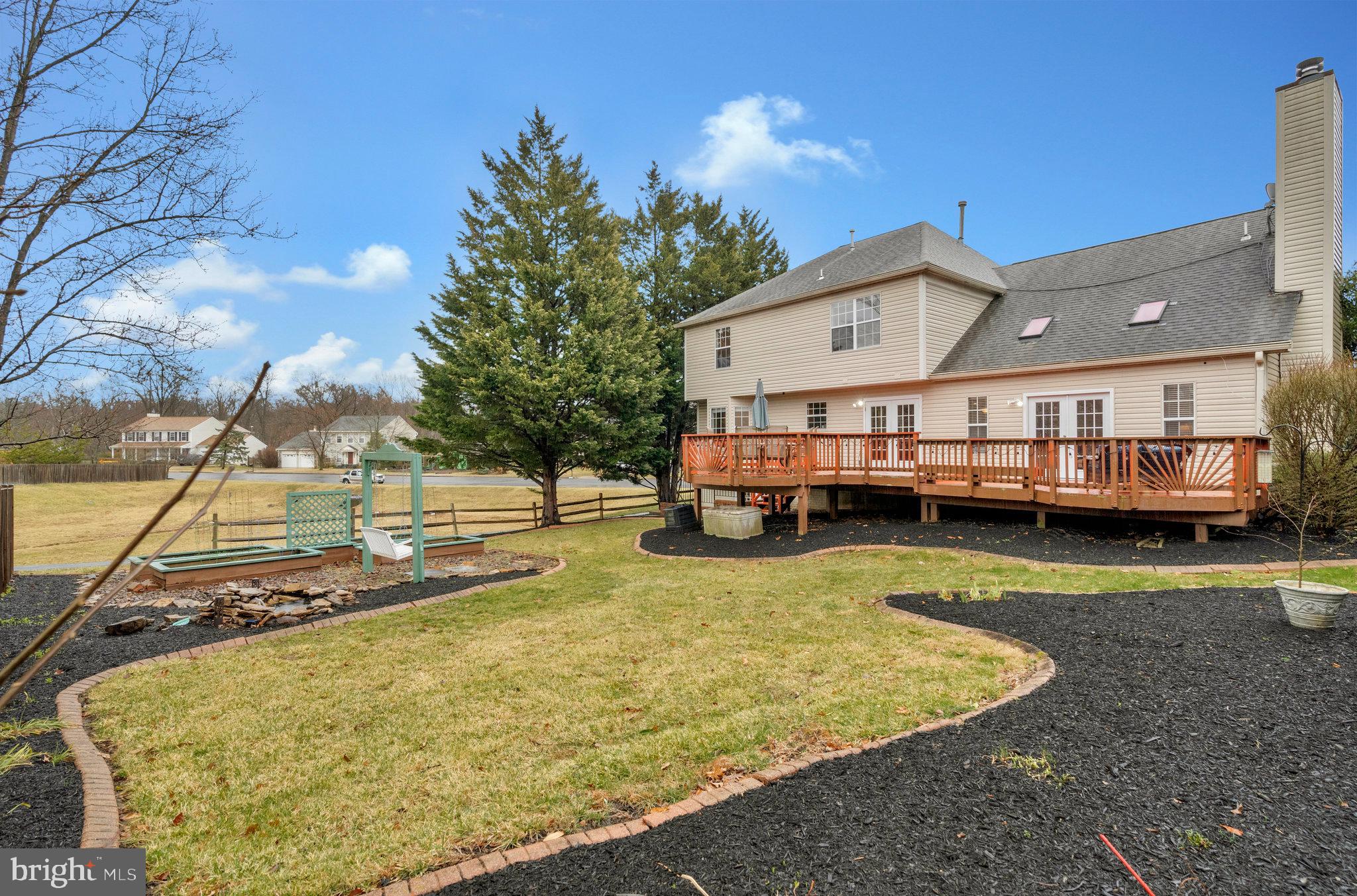 1545 Kingstream Circle Herndon, VA 20170 - Photo 62 of 71 30 year Architectural Grade Energy Star roof