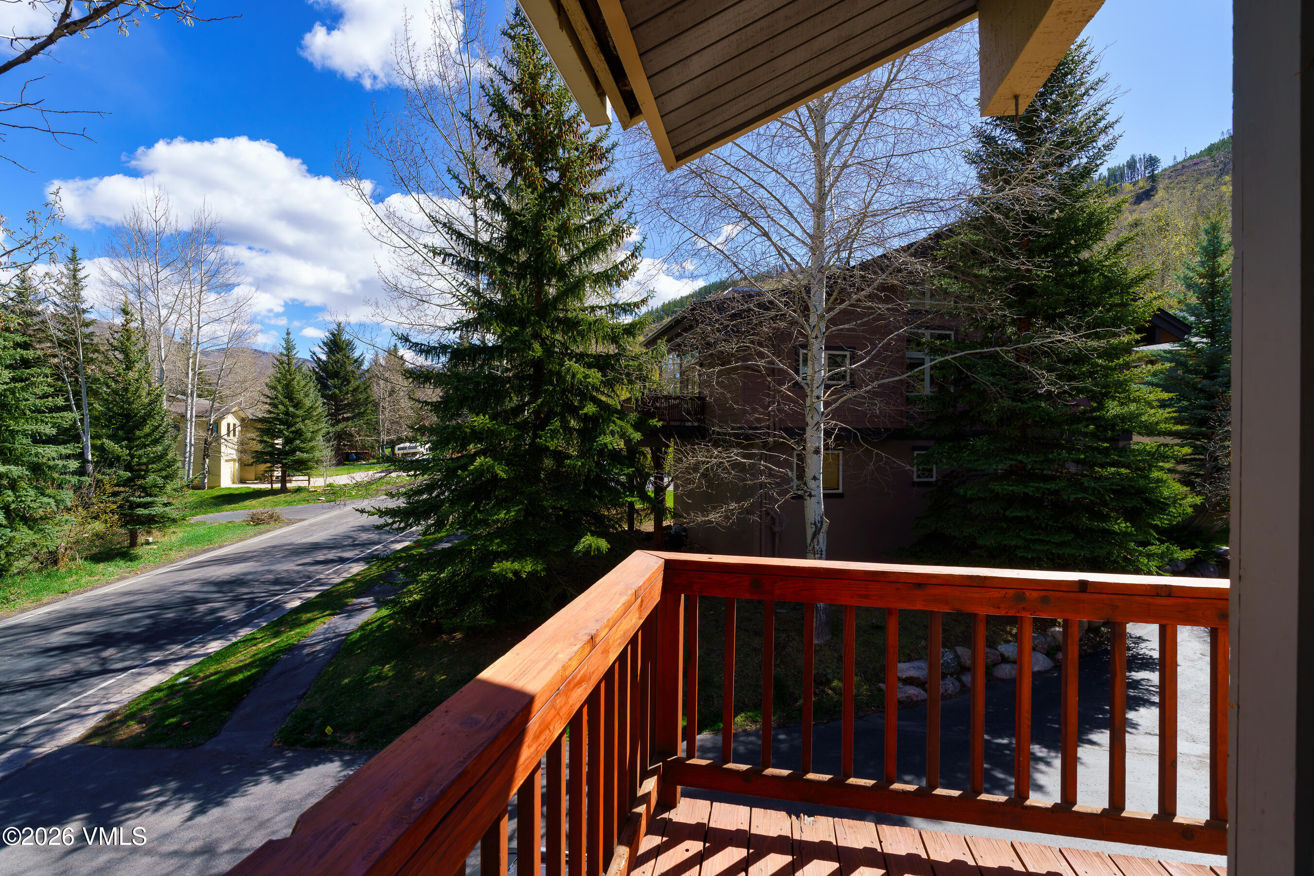 2782 Kinnickinnick Road, Unit 9B Vail, CO 81657 - Photo 20 of 30 2782B_Kinnikinnick_Road_008 copy