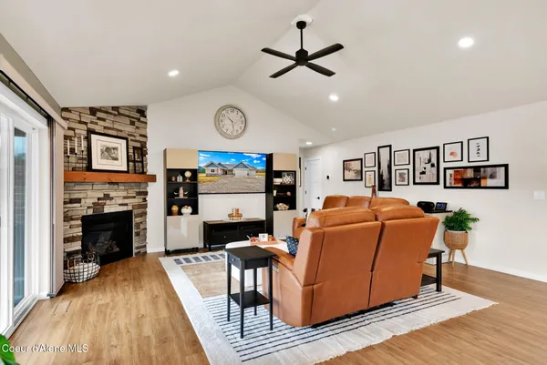 $839,000 | 134 Leelah Lane, Bonners Ferry, ID 83805