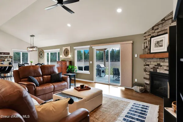 $839,000 | 134 Leelah Lane, Bonners Ferry, ID 83805