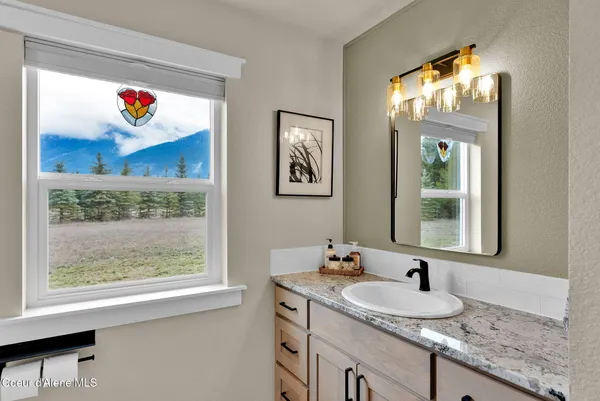 $839,000 | 134 Leelah Lane, Bonners Ferry, ID 83805