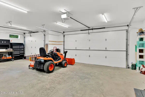 $839,000 | 134 Leelah Lane, Bonners Ferry, ID 83805