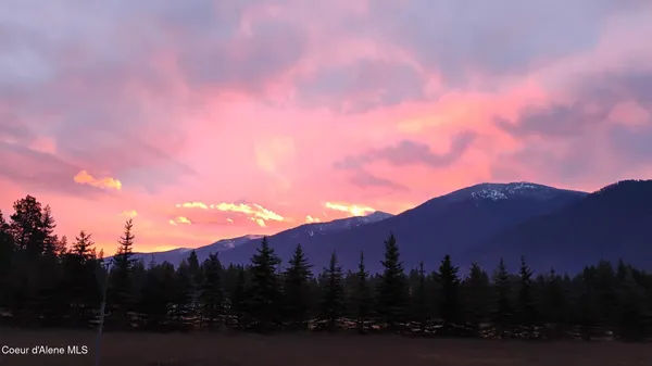 $839,000 | 134 Leelah Lane, Bonners Ferry, ID 83805