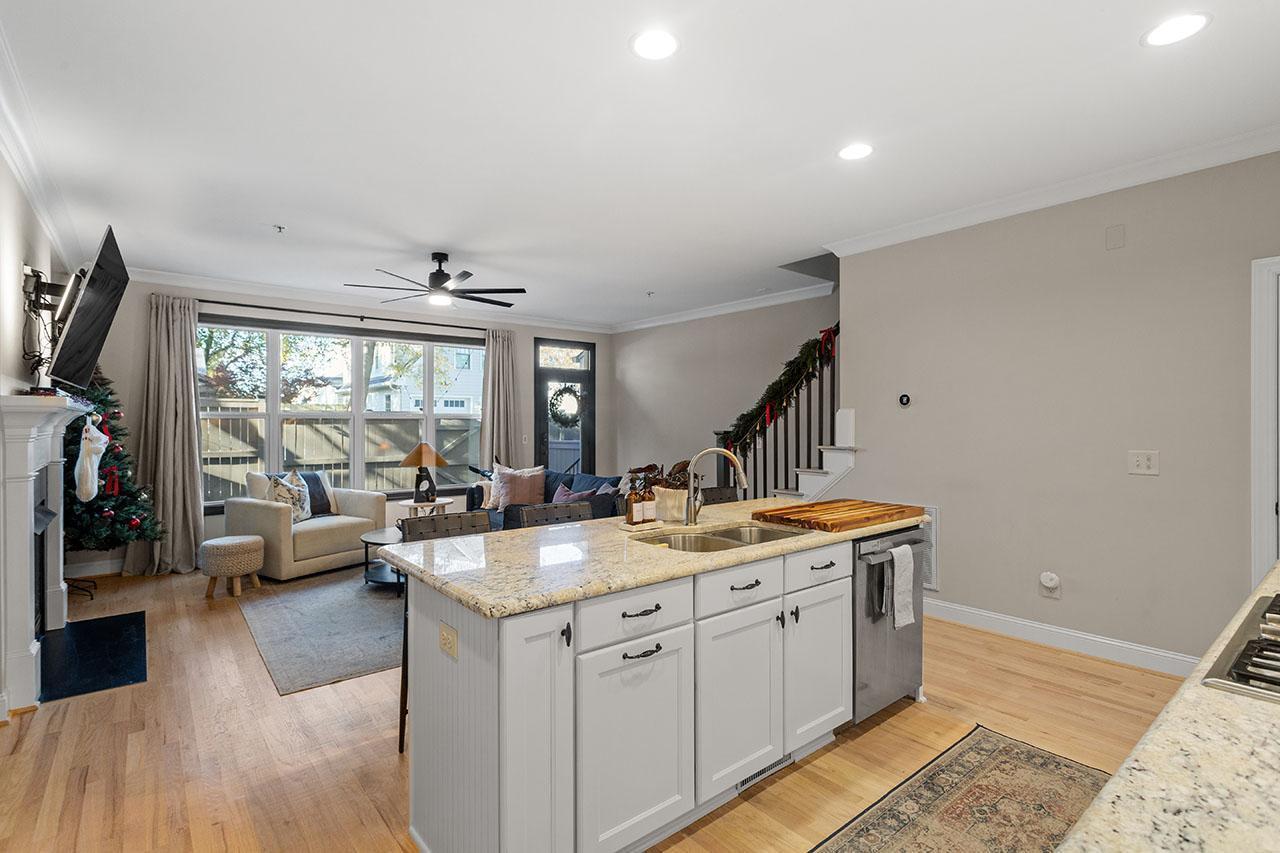 2741 Oberlin Road, Unit 103 Raleigh, NC 27608 - Photo 17 of 34 Photo #17