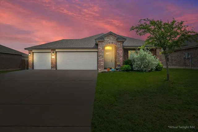 $275,000 | 3108 Skinner Drive, Lorena, TX 76655