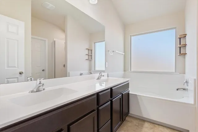 $275,000 | 3108 Skinner Drive, Lorena, TX 76655