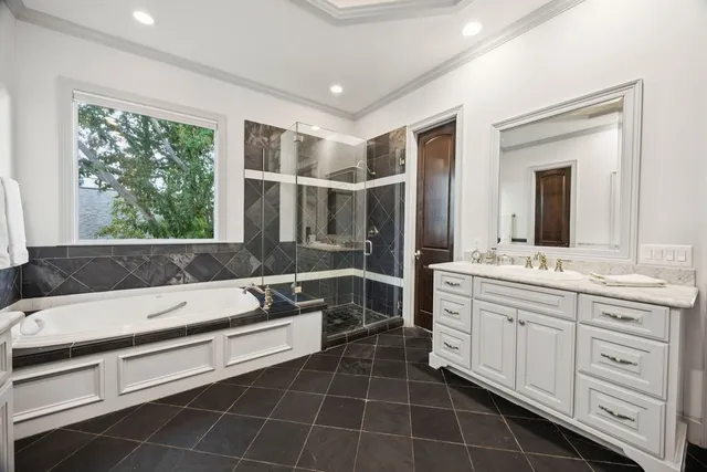 $1,650,000 | 2508 Brun Street, Houston, TX 77019