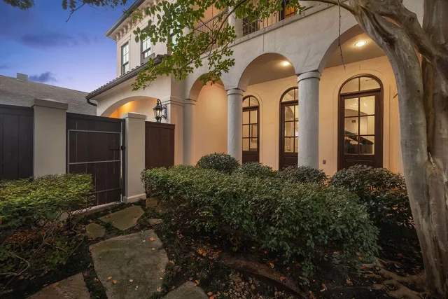 $1,650,000 | 2508 Brun Street, Houston, TX 77019