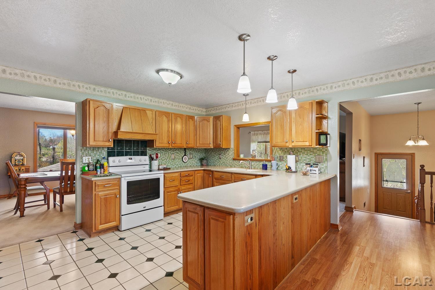 420 McClellan Street Hudson, MI 49247 - Photo 14 of 75