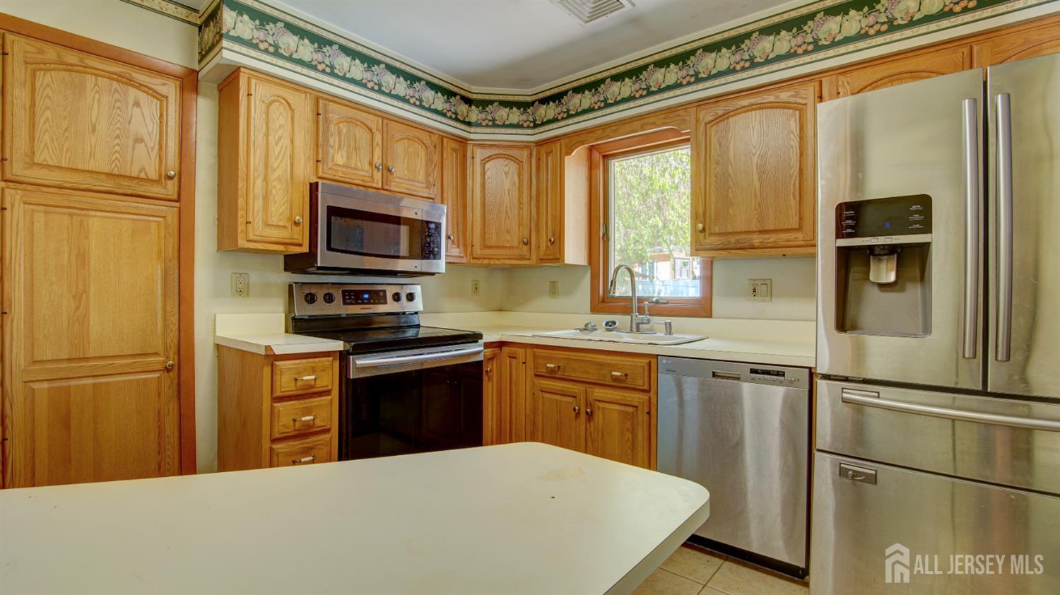 2 Birchwood Road Jamesburg, NJ 08831 - Photo 14 of 36