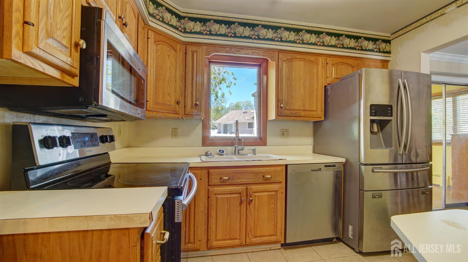 2 Birchwood Road Jamesburg, NJ 08831 - Photo 15 of 36