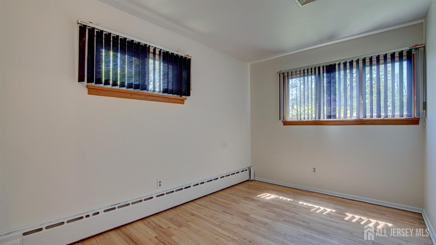 2 Birchwood Road Jamesburg, NJ 08831 - Photo 20 of 36