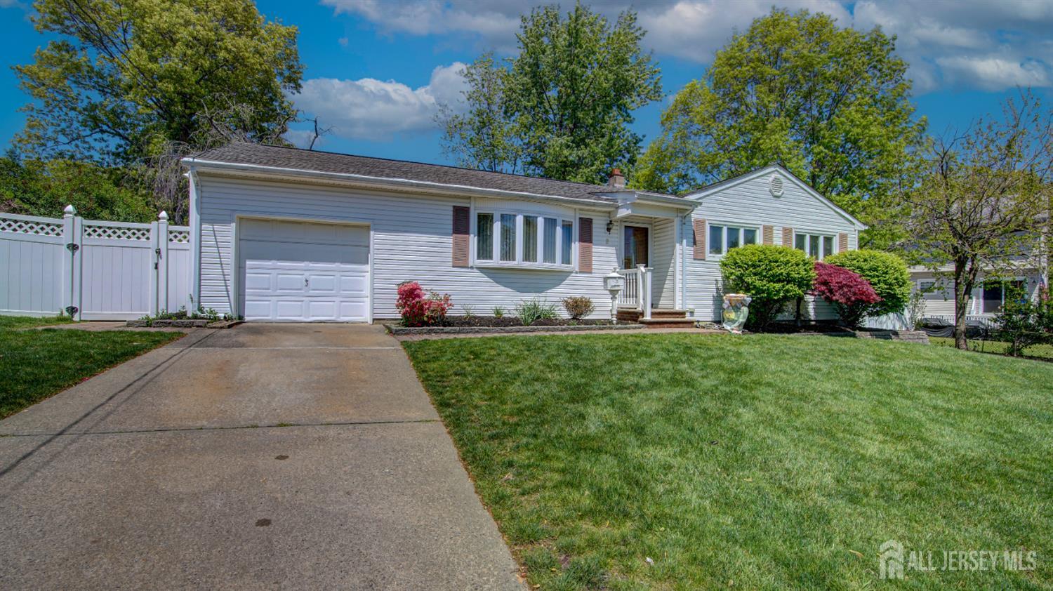 2 Birchwood Road Jamesburg, NJ 08831 - Photo 2 of 36