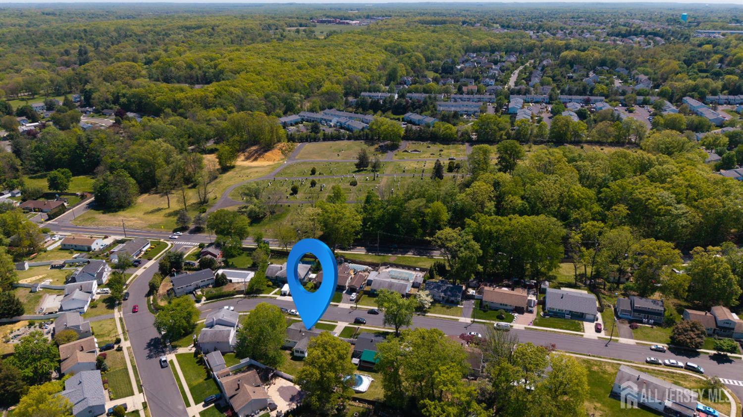 2 Birchwood Road Jamesburg, NJ 08831 - Photo 6 of 36