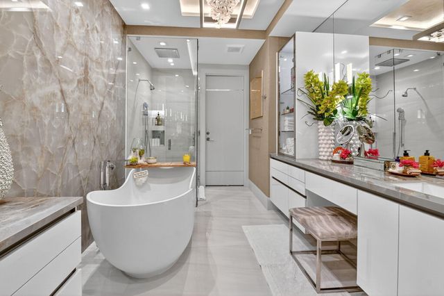 $10,999,000 | 1901 South Ocean Boulevard, Unit 18, Delray Beach, FL 33483