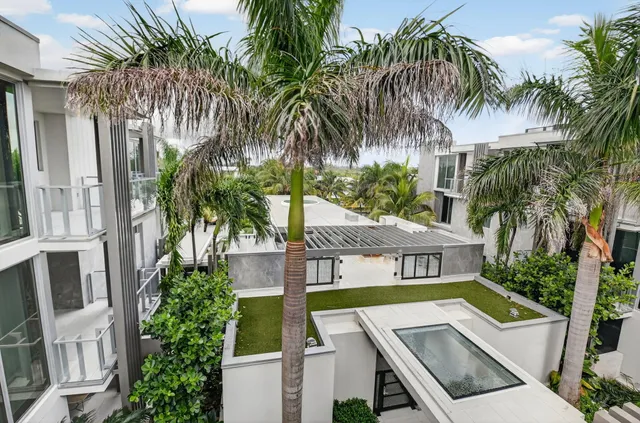$10,999,000 | 1901 South Ocean Boulevard, Unit 18, Delray Beach, FL 33483