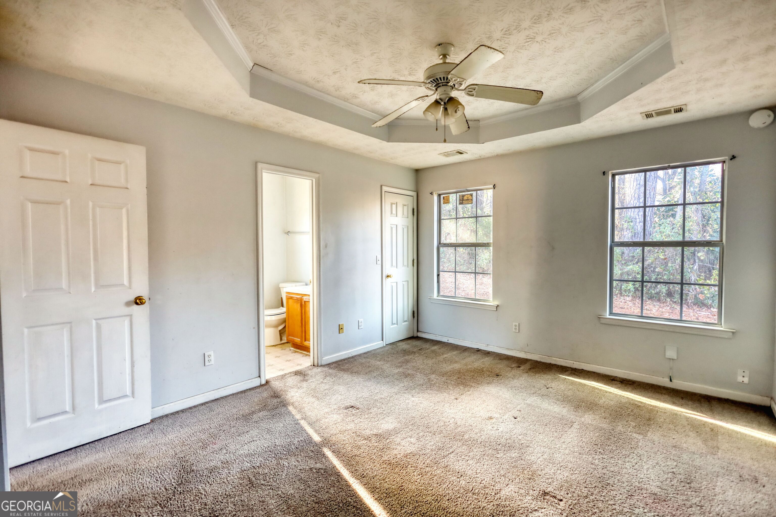 253 Nancy Street Monticello, GA 31064 - Photo 25 of 34 a view of an empty room with a window
