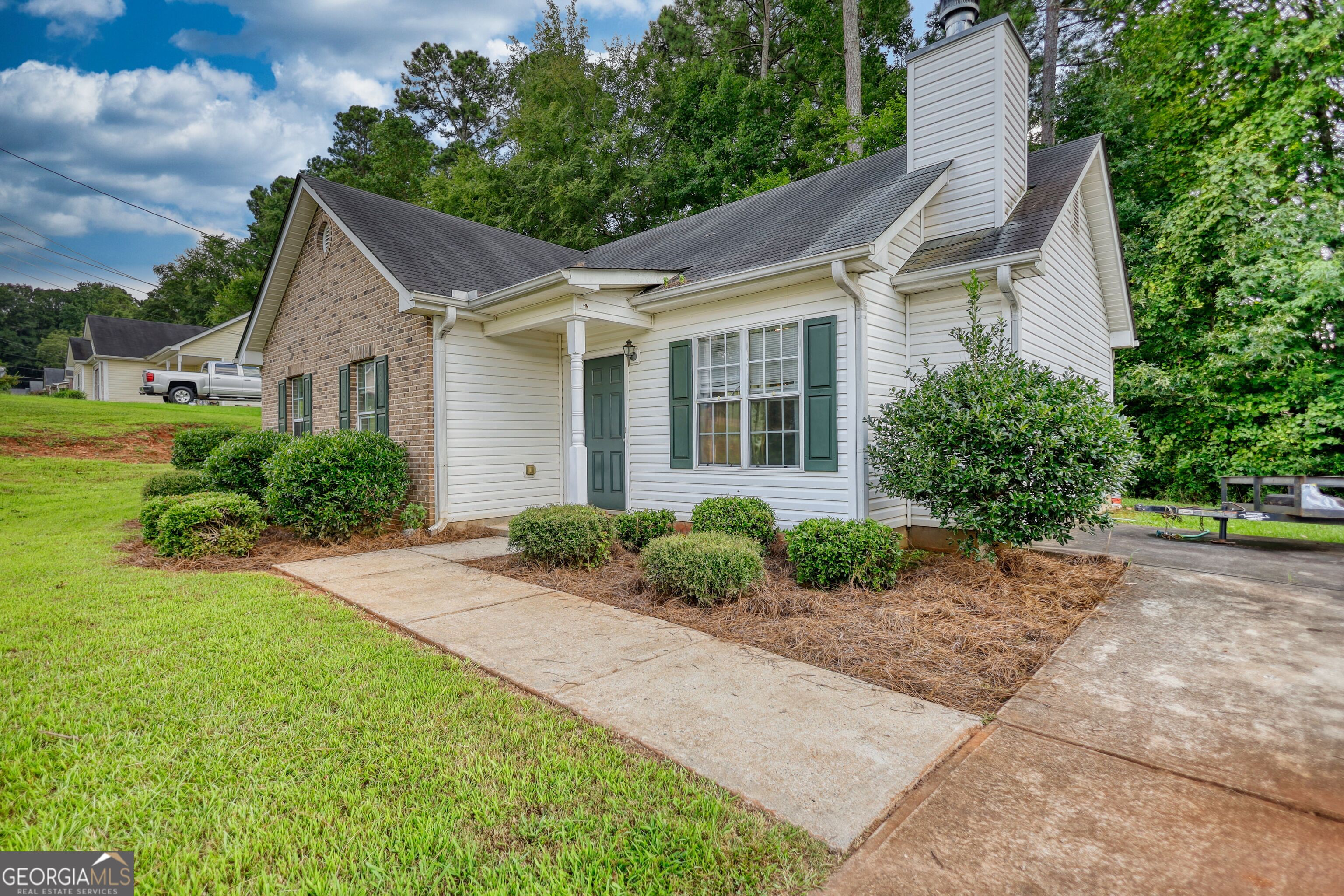 253 Nancy Street Monticello, GA 31064 - Photo 28 of 34 a view of outdoor space yard and front view of a house