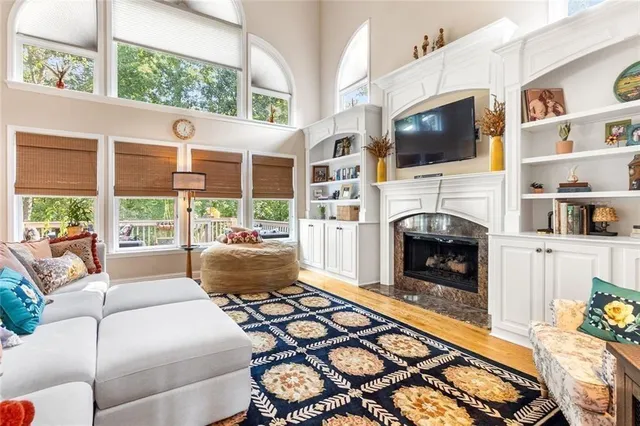 $899,900 | 201 Glenrise Court, Woodstock, GA 30188