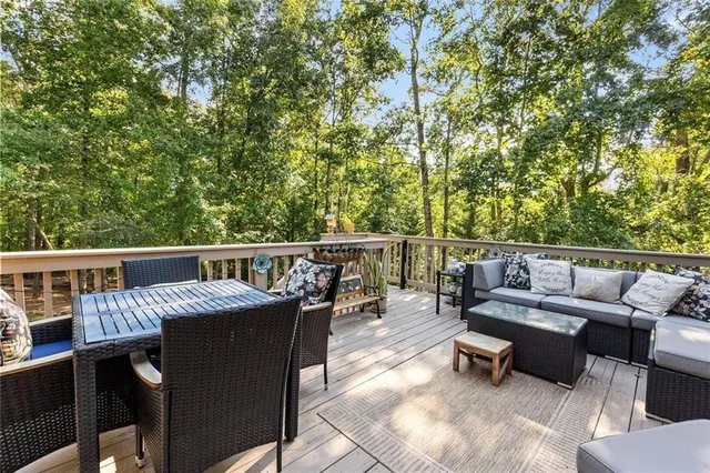 $899,900 | 201 Glenrise Court, Woodstock, GA 30188