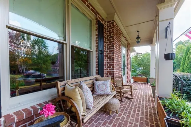 $899,900 | 201 Glenrise Court, Woodstock, GA 30188