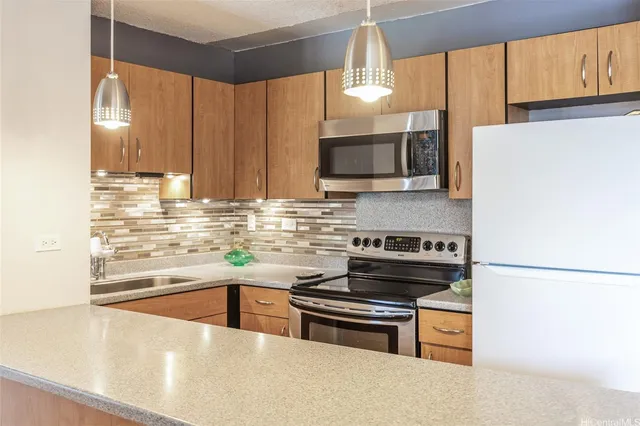 $355,000 | 1415 Punahou Street, Unit 502, Honolulu, HI 96822