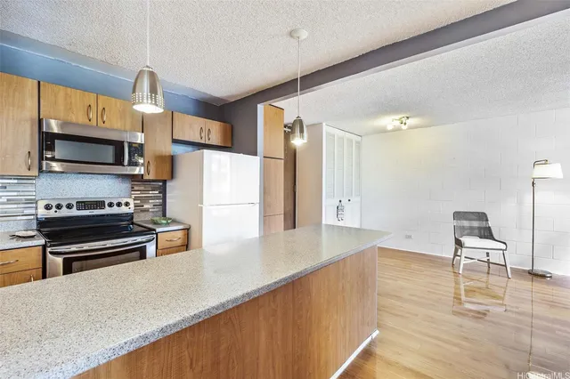 $355,000 | 1415 Punahou Street, Unit 502, Honolulu, HI 96822