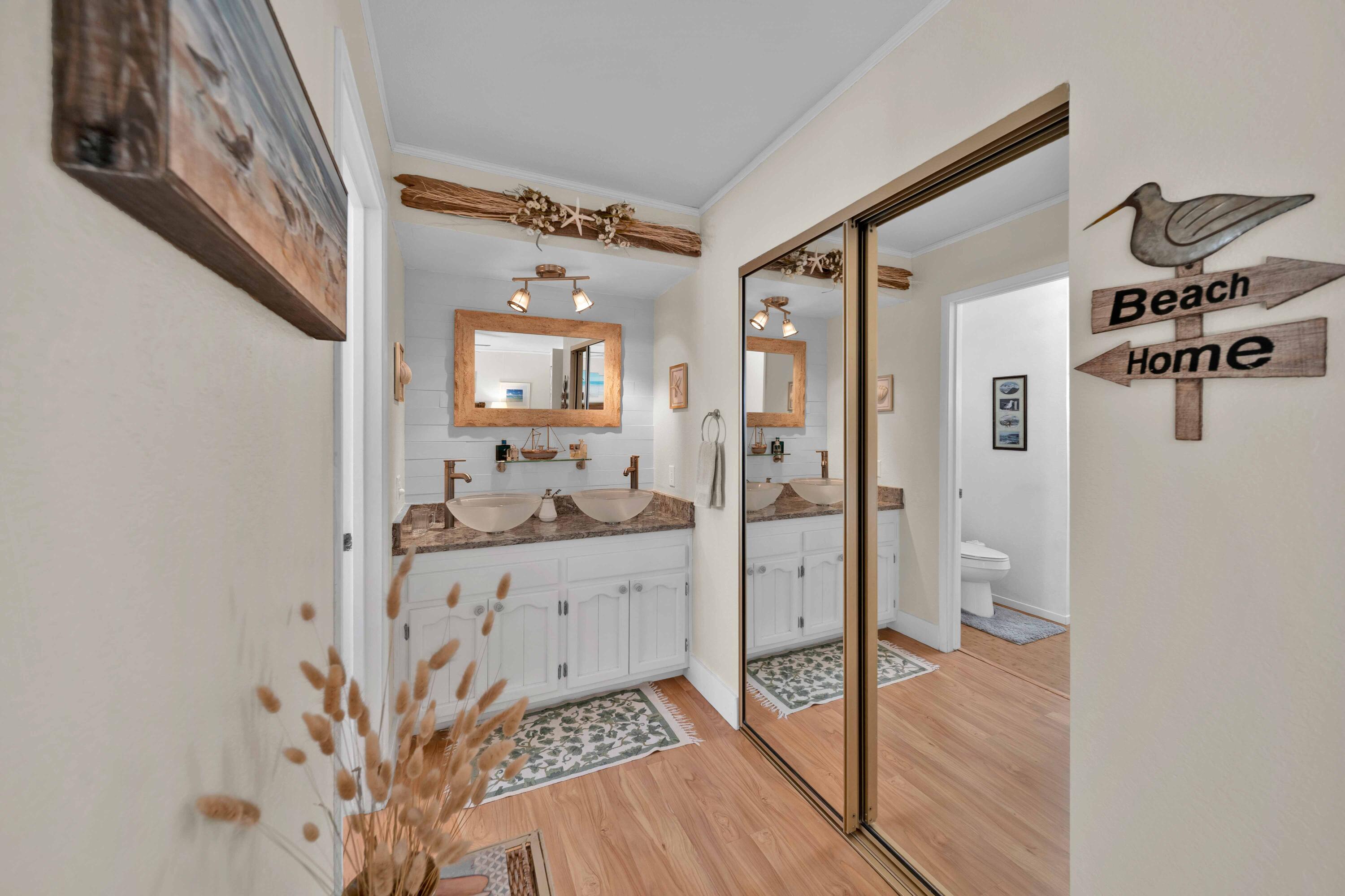 2195 Rancho Road Redding, CA 96002 - Photo 25 of 47 a very nice looking room