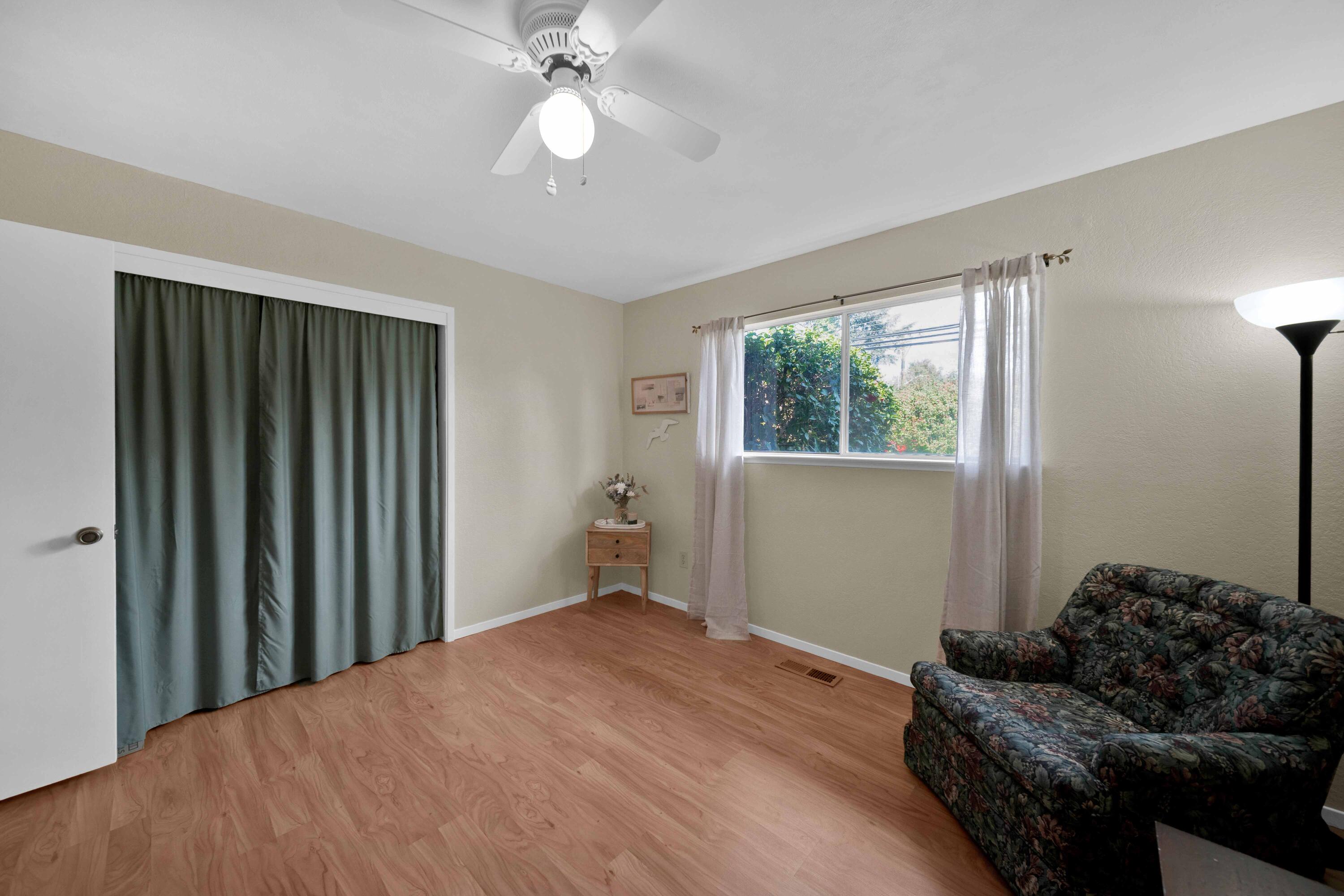 2195 Rancho Road Redding, CA 96002 - Photo 32 of 47 a bedroom with bed and window