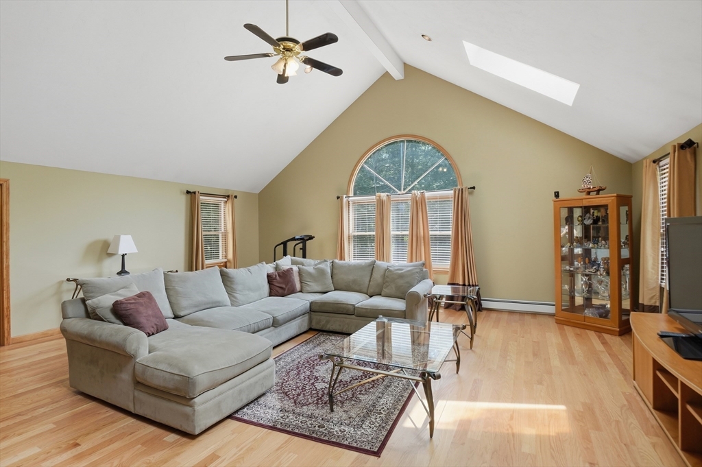 19 Jencks Road Milford, MA 01757 - Photo 10 of 38 Gallery Image 10