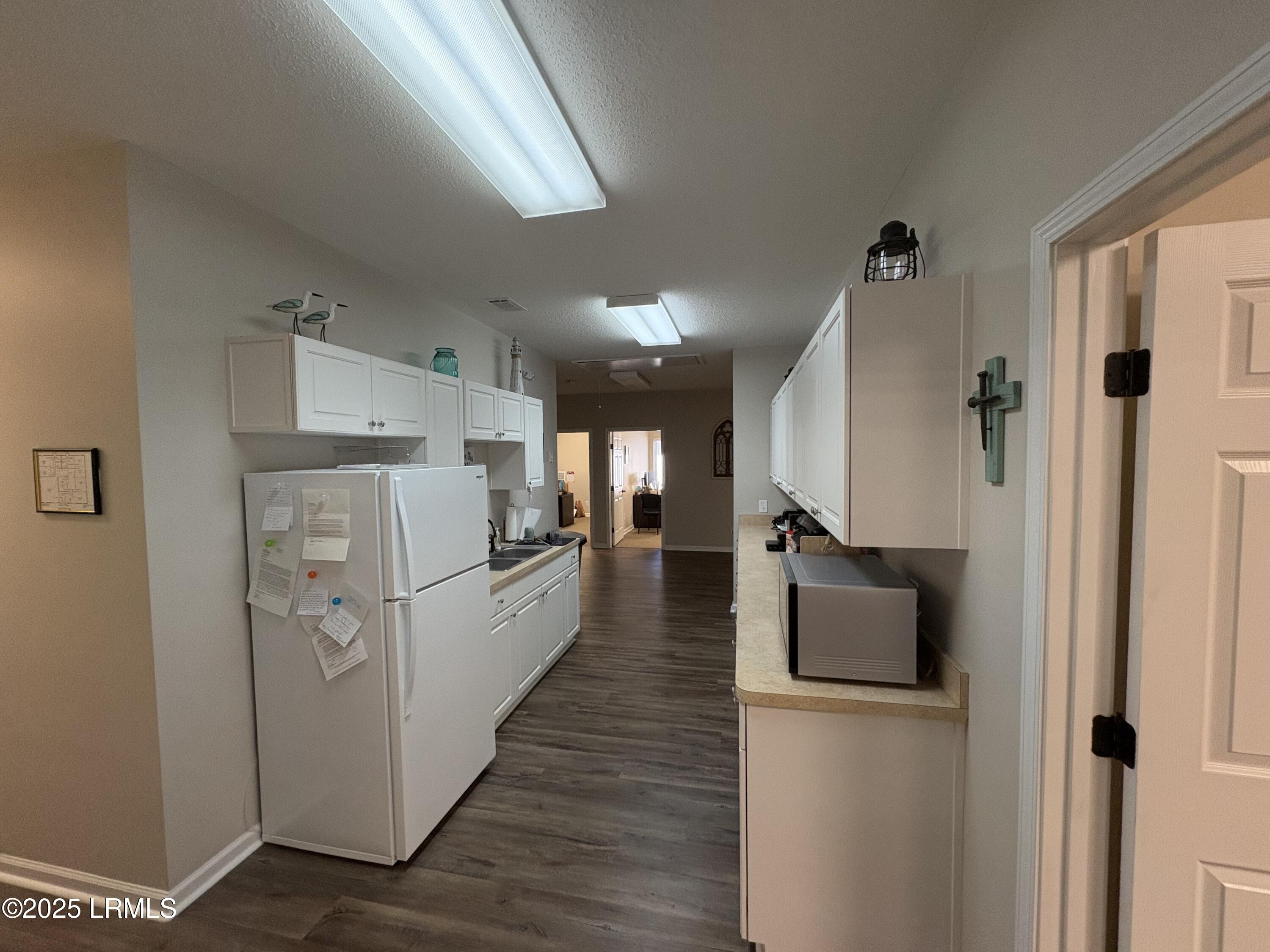 2208 Mossy Oaks Road Port Royal, SC 29935 - Photo 6 of 10 interior