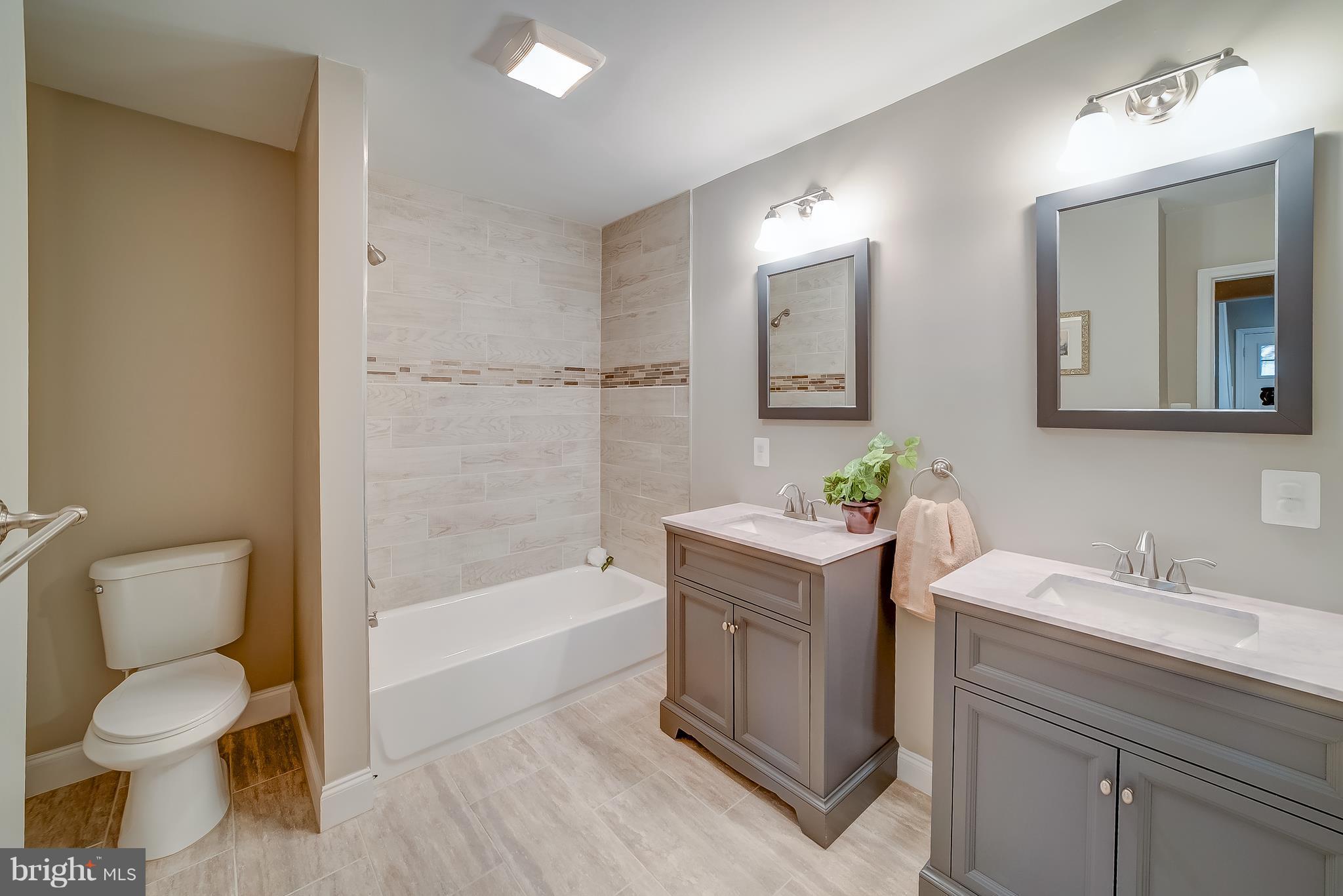 318 Maple Avenue Baltimore, MD 21221 - Photo 13 of 24 Bath