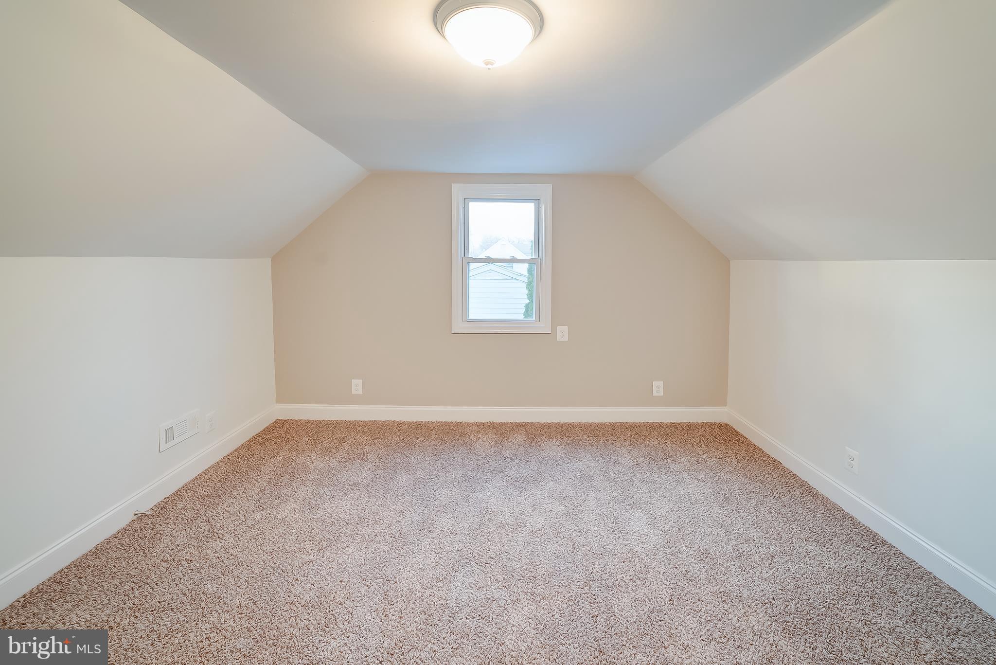 318 Maple Avenue Baltimore, MD 21221 - Photo 16 of 24 Bedroom