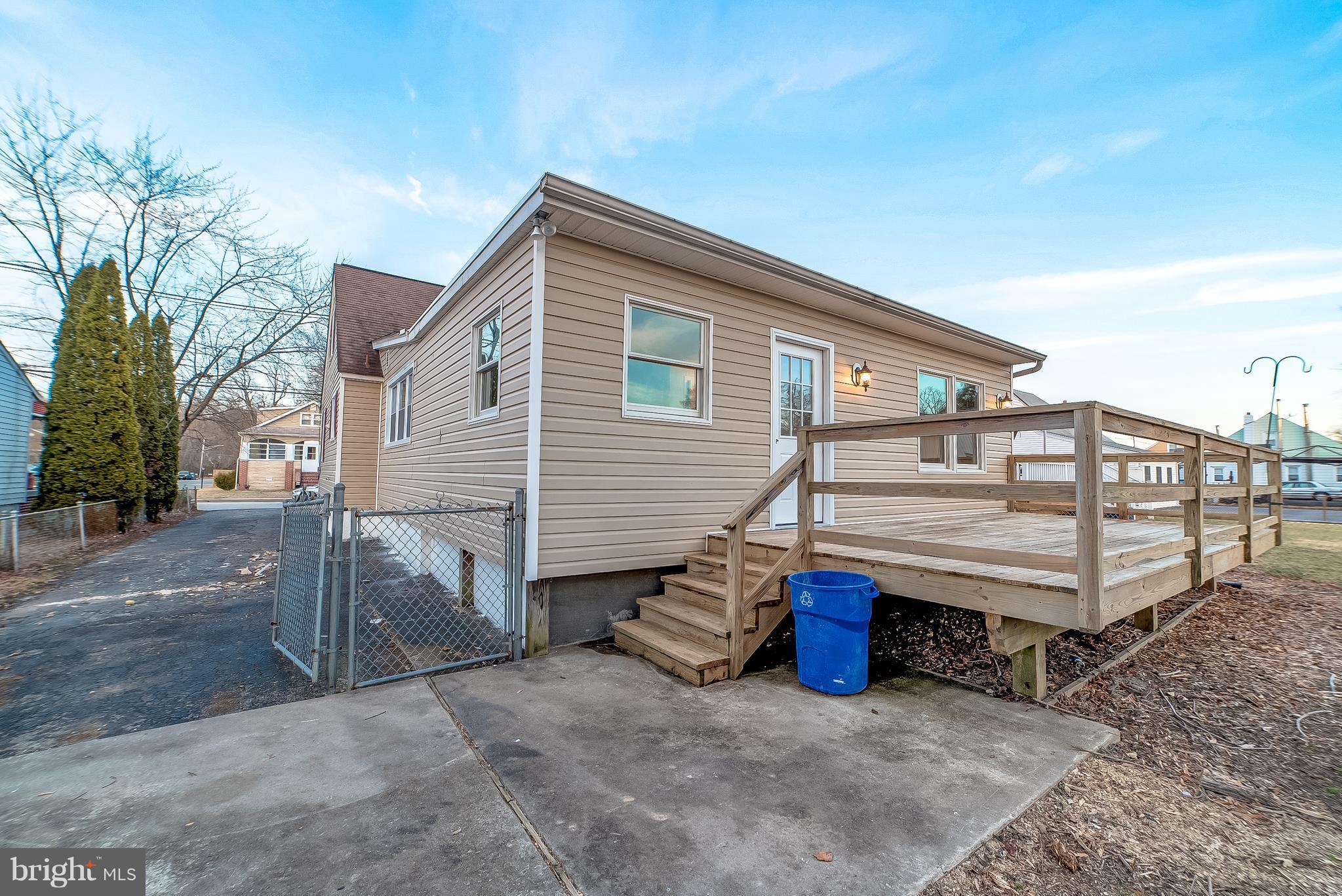 318 Maple Avenue Baltimore, MD 21221 - Photo 20 of 24 Exterior (Rear)