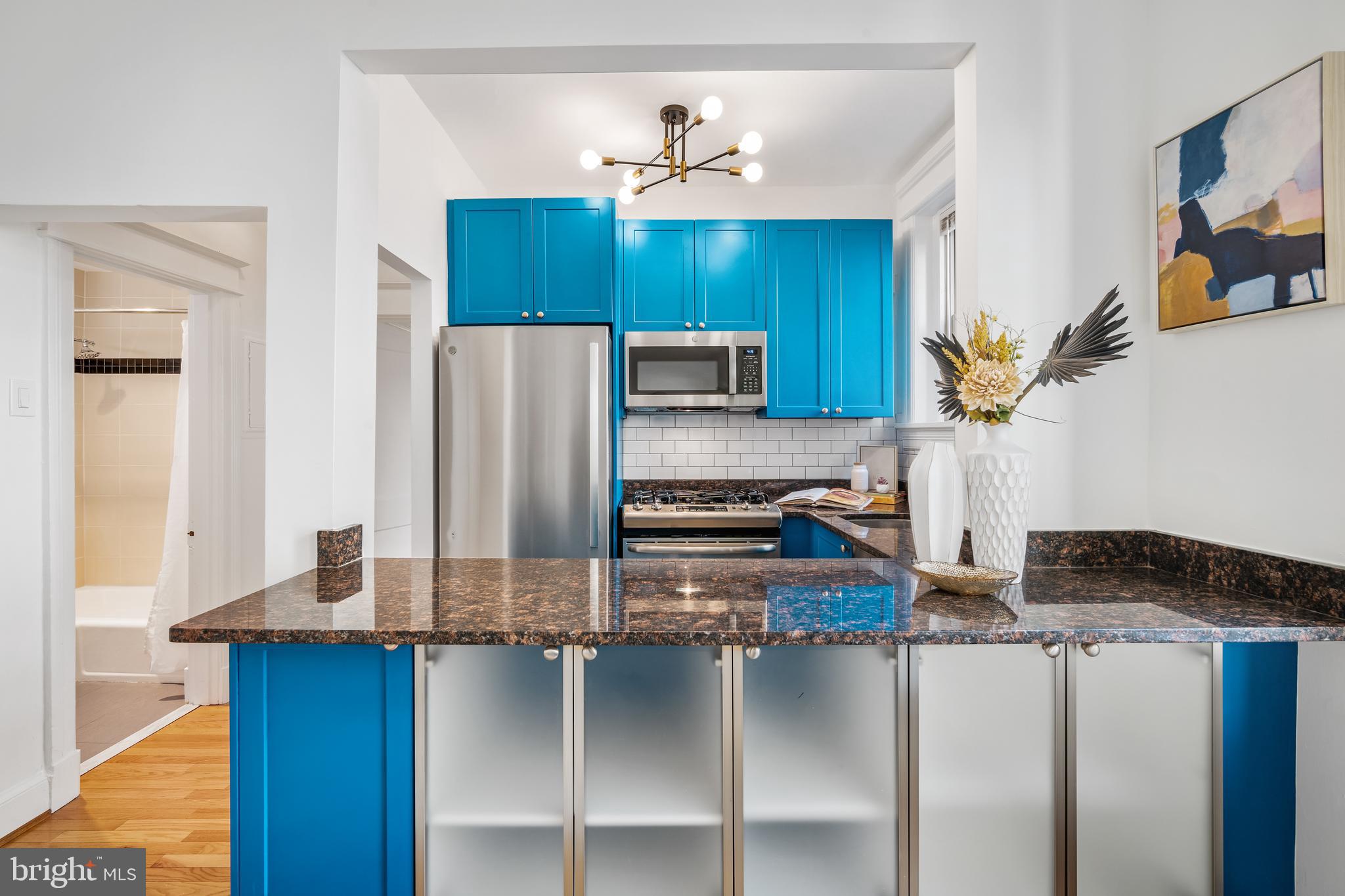 2010 Kalorama Road Northwest, Unit 404 Washington, DC 20009 - Photo 7 of 20 Gallery Image 7