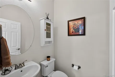 $650,000 | 128 Canadian Crossing Drive, Longmont, CO 80504