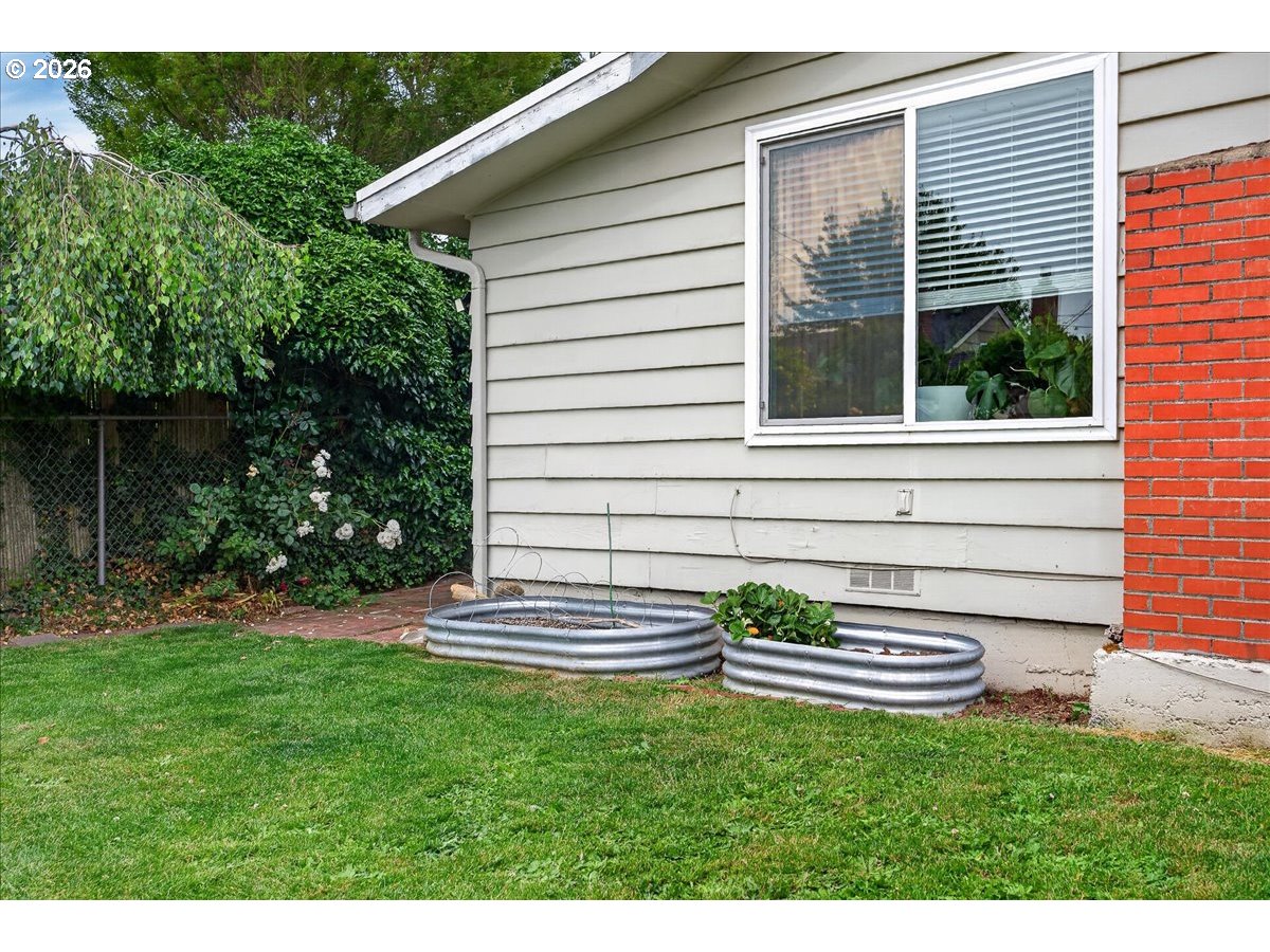 1300 Southwest Vine Street Albany, OR 97321 - Photo 42 of 43