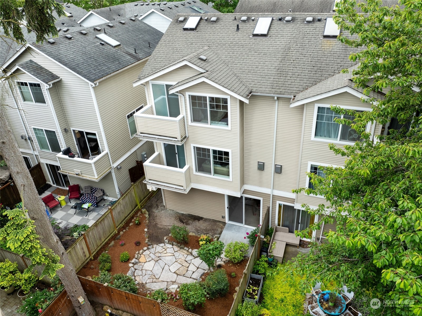 8548 Midvale Avenue North, Unit A Seattle, WA 98103 - Photo 1 of 30 Gallery Image 1
