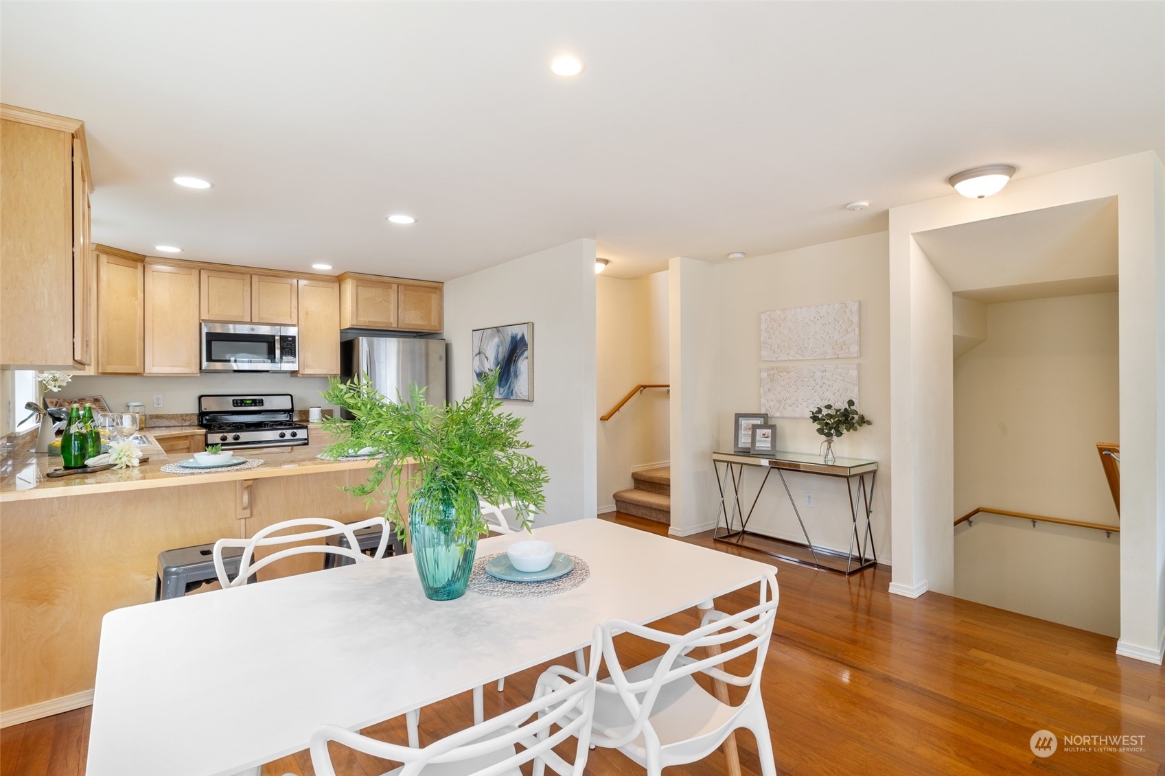 8548 Midvale Avenue North, Unit A Seattle, WA 98103 - Photo 11 of 30 Gallery Image 11